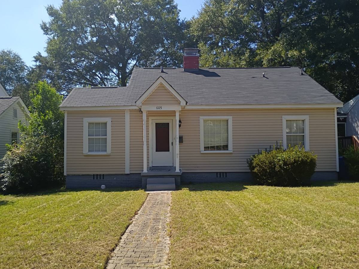 House for rent at 605 S Waccamaw, Columbia, SC 29205