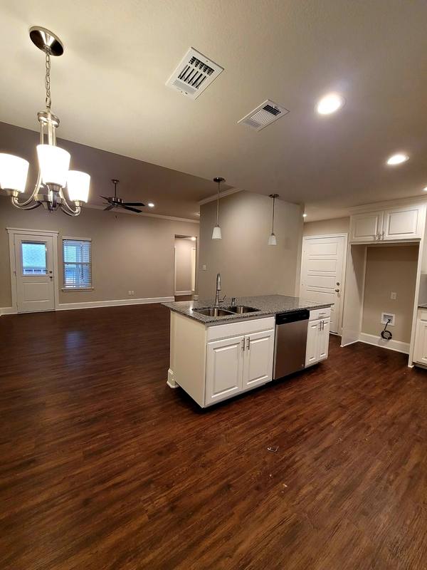 House for rent at 19866 Meadow W Lane, Flint, TX 75762