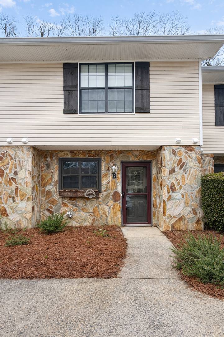 Condo for rent at 2498 Hidden Cove Court #B, Gainesville, GA 30501