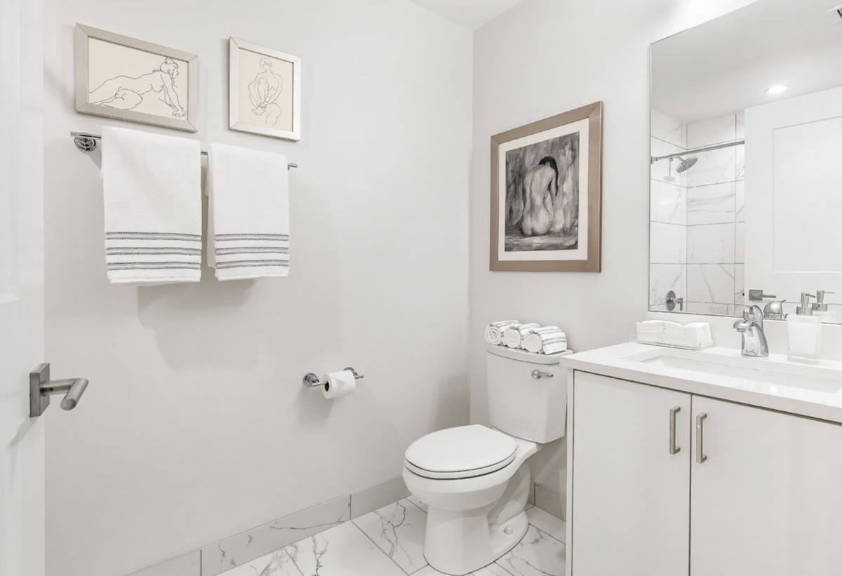 Apartment for rent at 435 Madison St, Oak Park, IL 60302