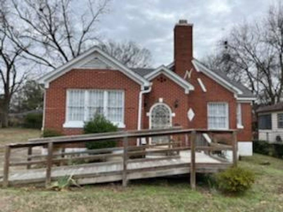 House for rent at 1214 Wilson, Memphis, TN 38106