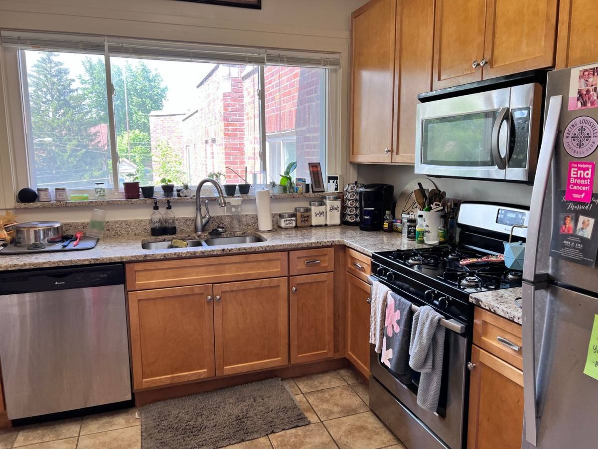 Apartment for rent at 3578 Burch Ave, Cincinnati, OH 45208