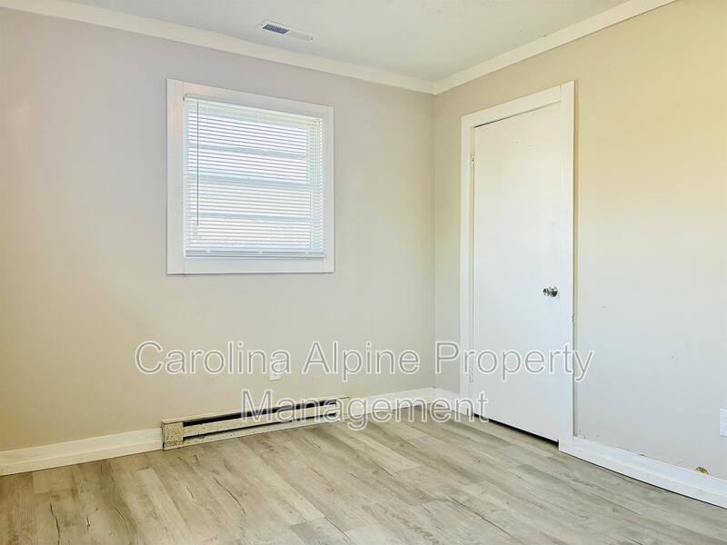 Apartment for rent at 409 Morton St, Thomasville, NC 27360