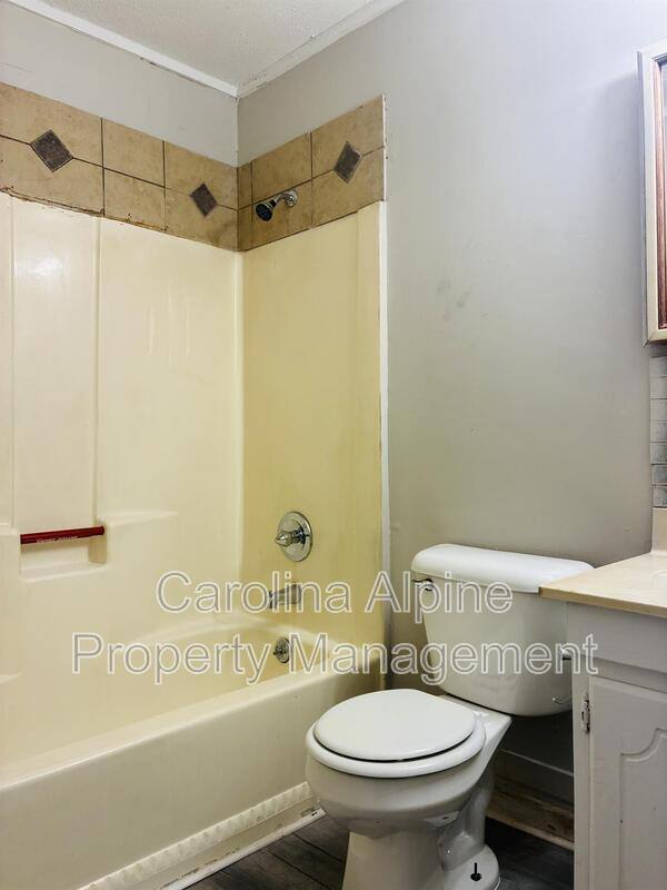 Apartment for rent at 409 Morton St, Thomasville, NC 27360