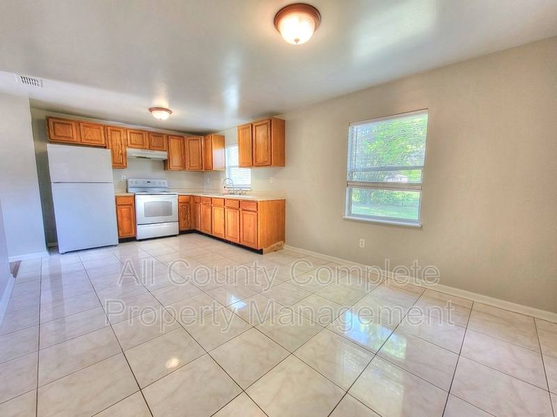 House for rent at 10881 Key Coral Dr, Jacksonville, FL 32218