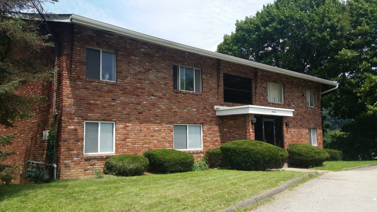 Apartment for rent at 505 Olympia Park Plaza, McKeesport, PA 15132