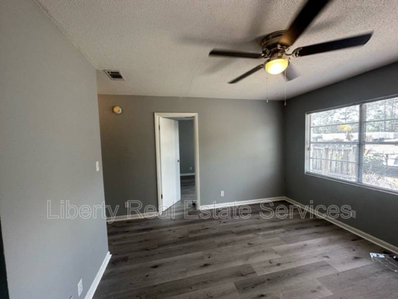 Apartment for rent at 116 Mattie St #3, Hinesville, GA 31313