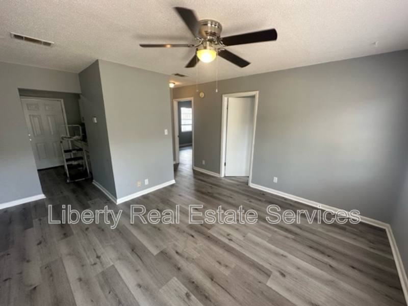 Apartment for rent at 116 Mattie St #3, Hinesville, GA 31313