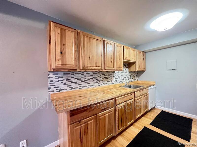 Condo for rent at 2152 Pauline Blvd #207, Ann Arbor, MI 48103