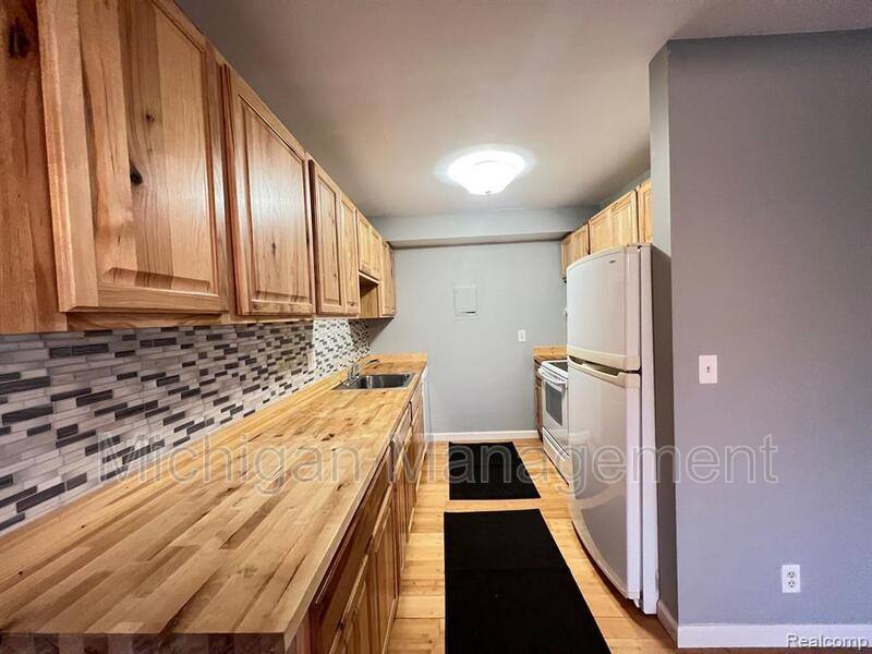 Condo for rent at 2152 Pauline Blvd #207, Ann Arbor, MI 48103