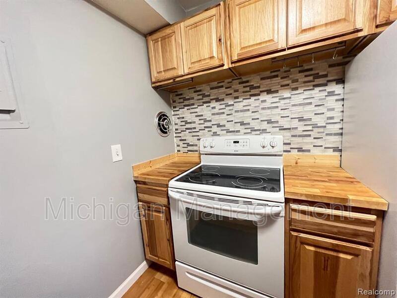 Condo for rent at 2152 Pauline Blvd #207, Ann Arbor, MI 48103
