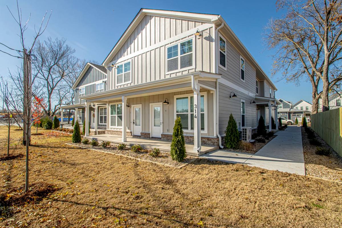 Townhouse for rent at 314 Parker St, North Little Rock, AR 72114