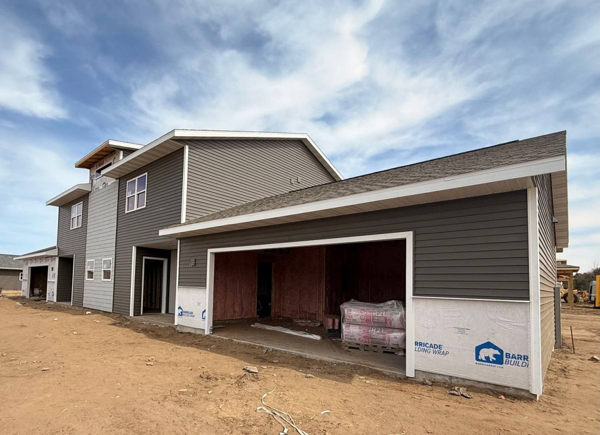 Apartment for rent at 3826 3830 Kensington Place, Plover, WI 54467