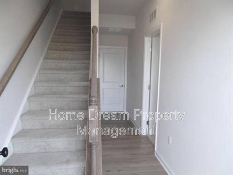 Townhouse for rent at 1016 Trestle Dr, Fredericksburg, VA 22401