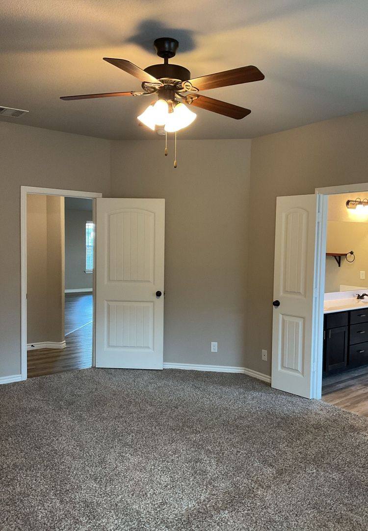 House for rent at 6811 Keechi Valley Dr, Killeen, TX 76549