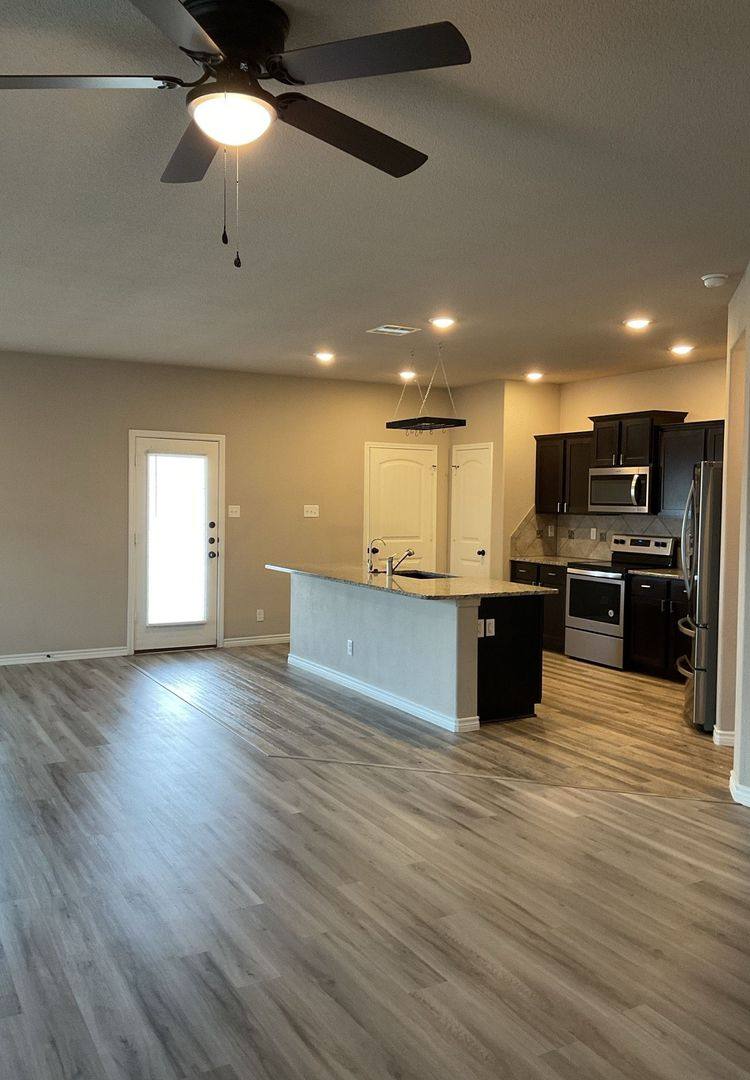 House for rent at 6811 Keechi Valley Dr, Killeen, TX 76549