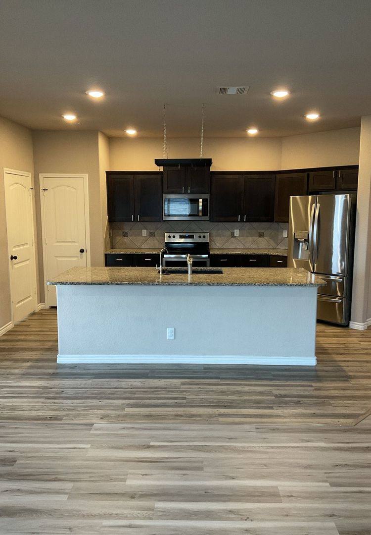 House for rent at 6811 Keechi Valley Dr, Killeen, TX 76549