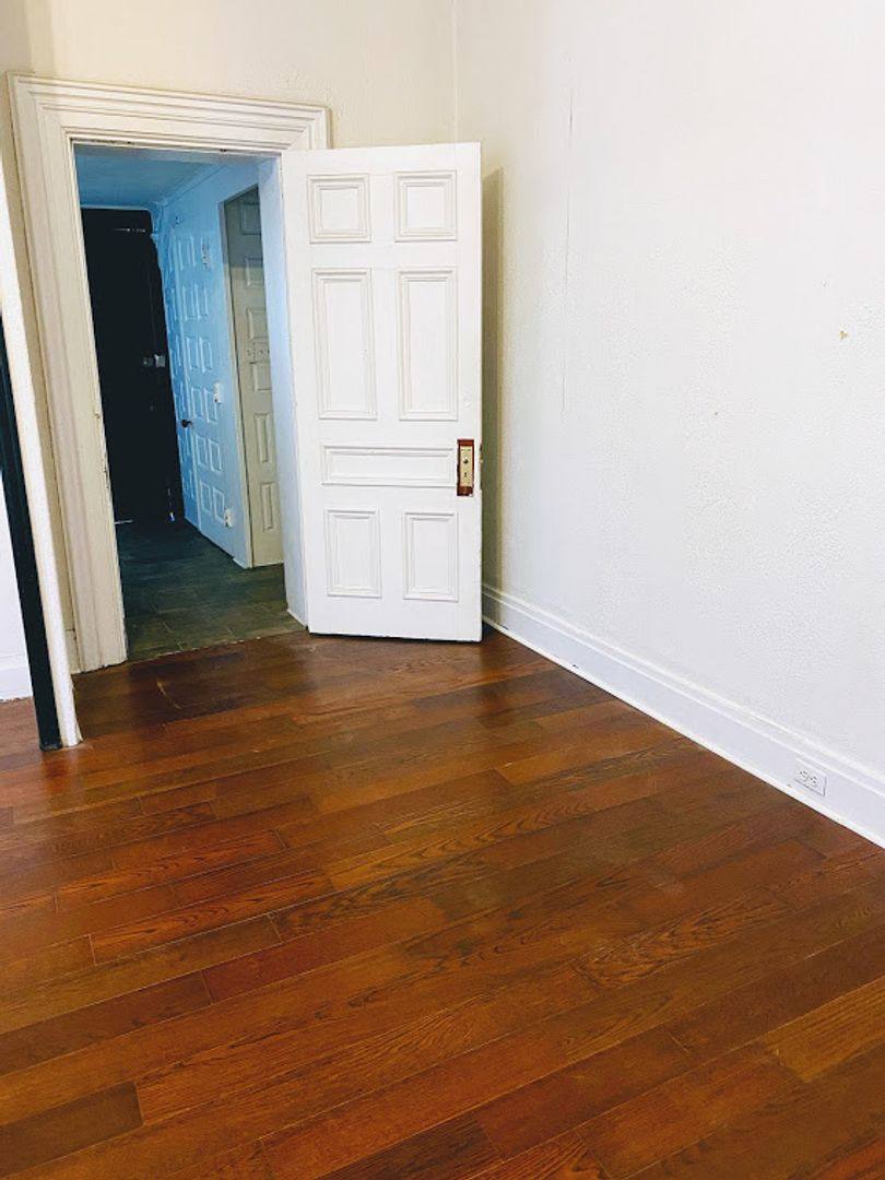 Apartment for rent at 816 Cedar Ave, Pittsburgh, PA 15212