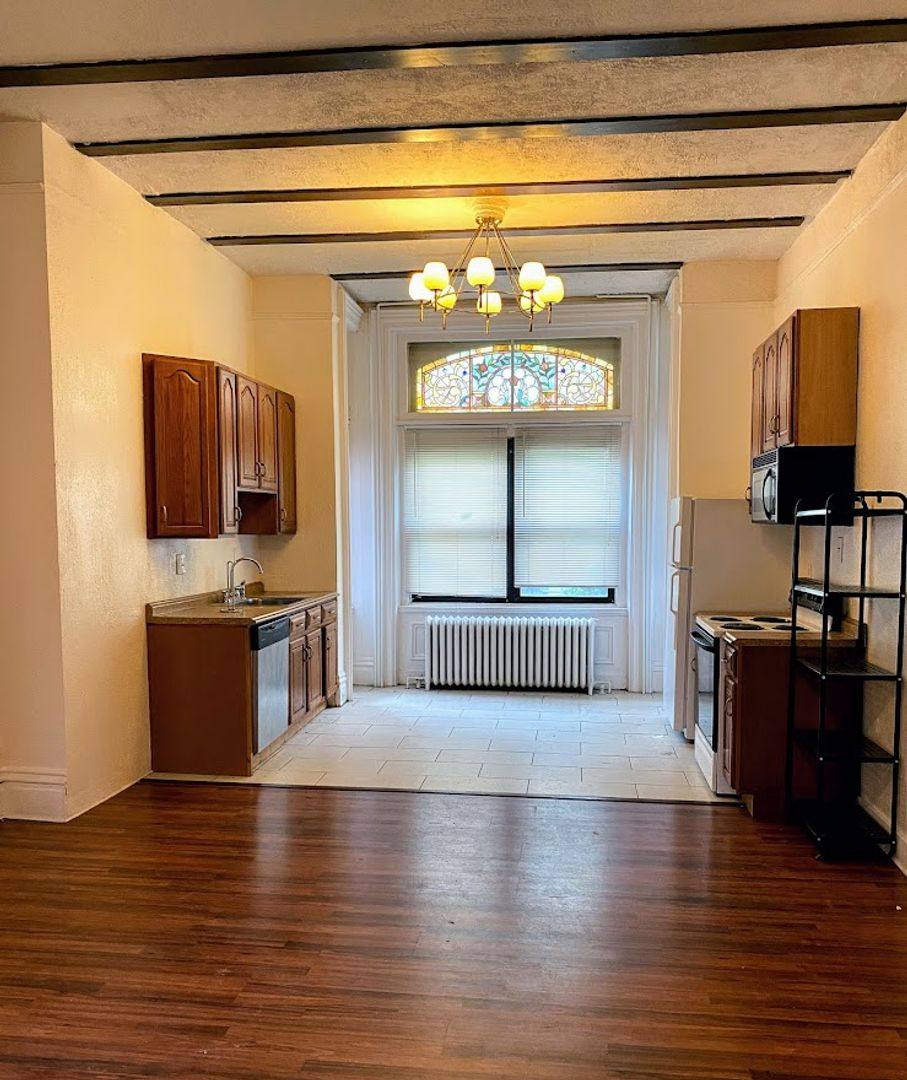 Apartment for rent at 816 Cedar Ave, Pittsburgh, PA 15212