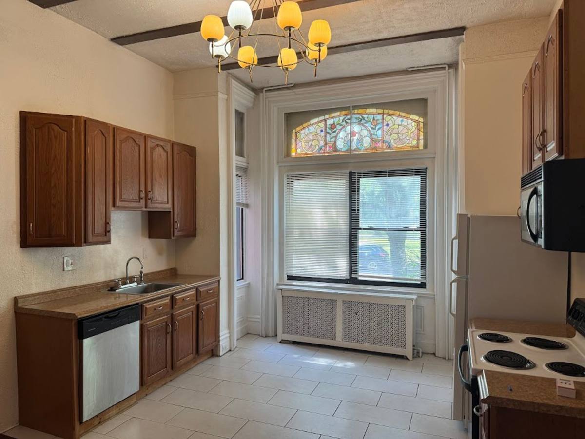 Apartment for rent at 816 Cedar Ave, Pittsburgh, PA 15212