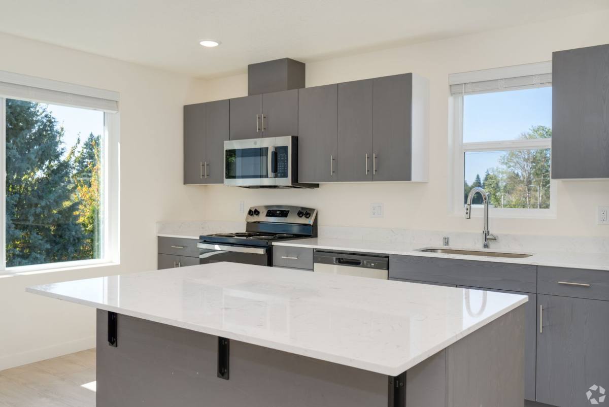 Apartment for rent at 8515 NE St Johns Rd, Vancouver, WA 98665