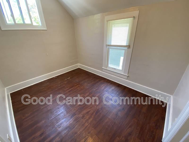 Apartment for rent at 331 Schenck #2, North Tonawanda, NY 14120