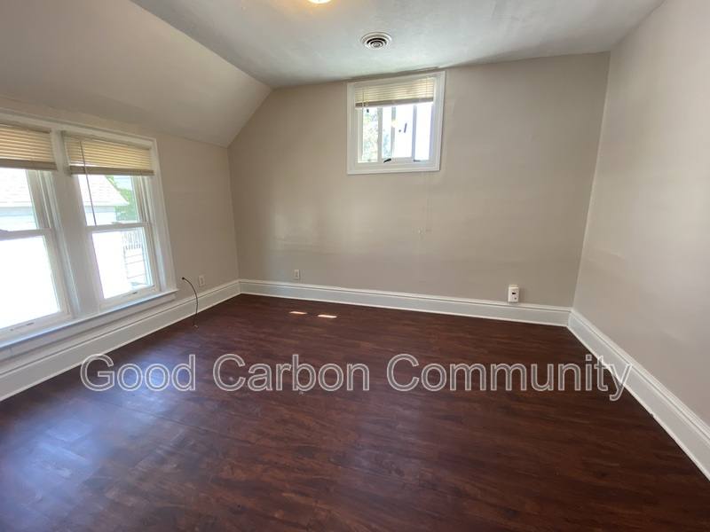 Apartment for rent at 331 Schenck #2, North Tonawanda, NY 14120