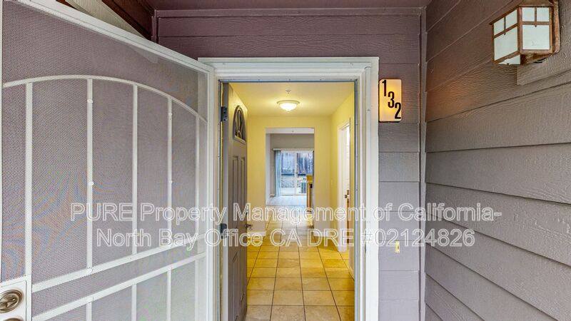 Townhouse for rent at 132 Treadway Court, Cloverdale, CA 95425