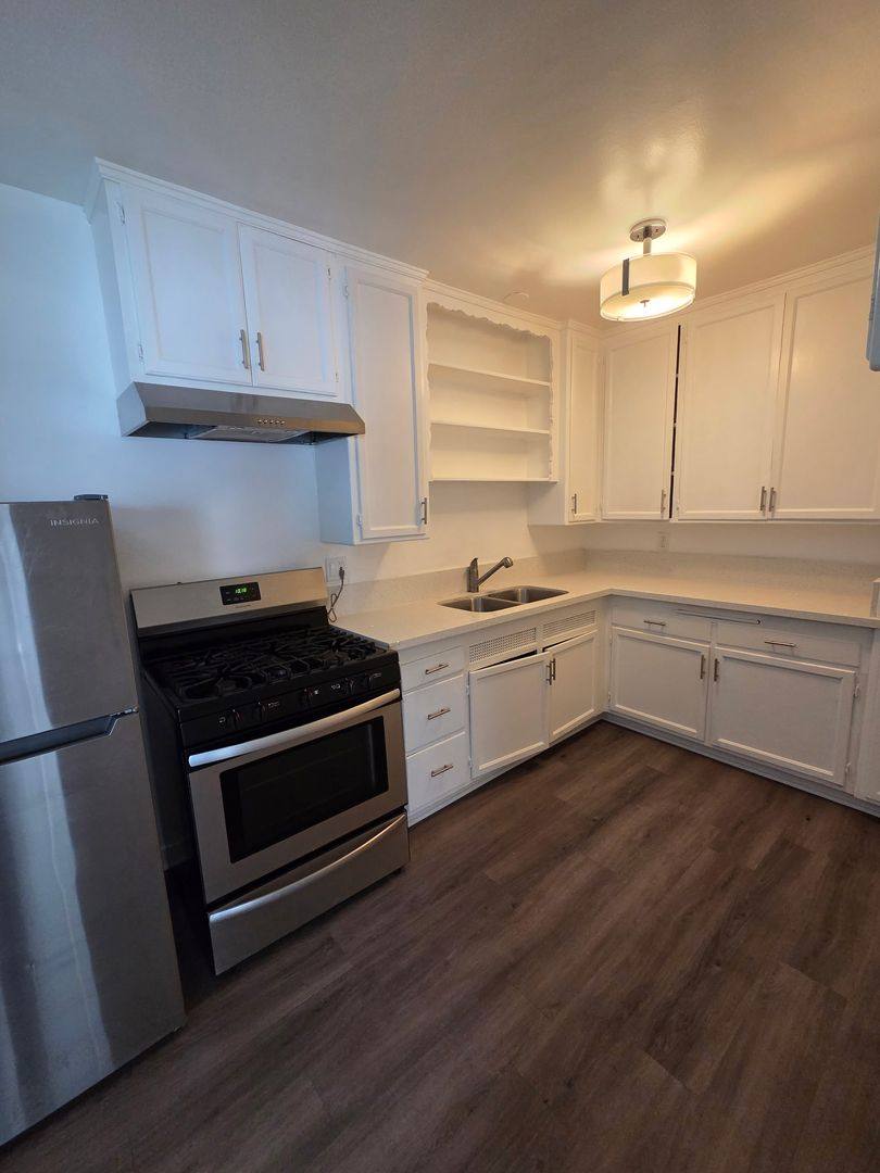 Apartment for rent at 1646 N Harvard Blvd, Los Angeles, CA 90027