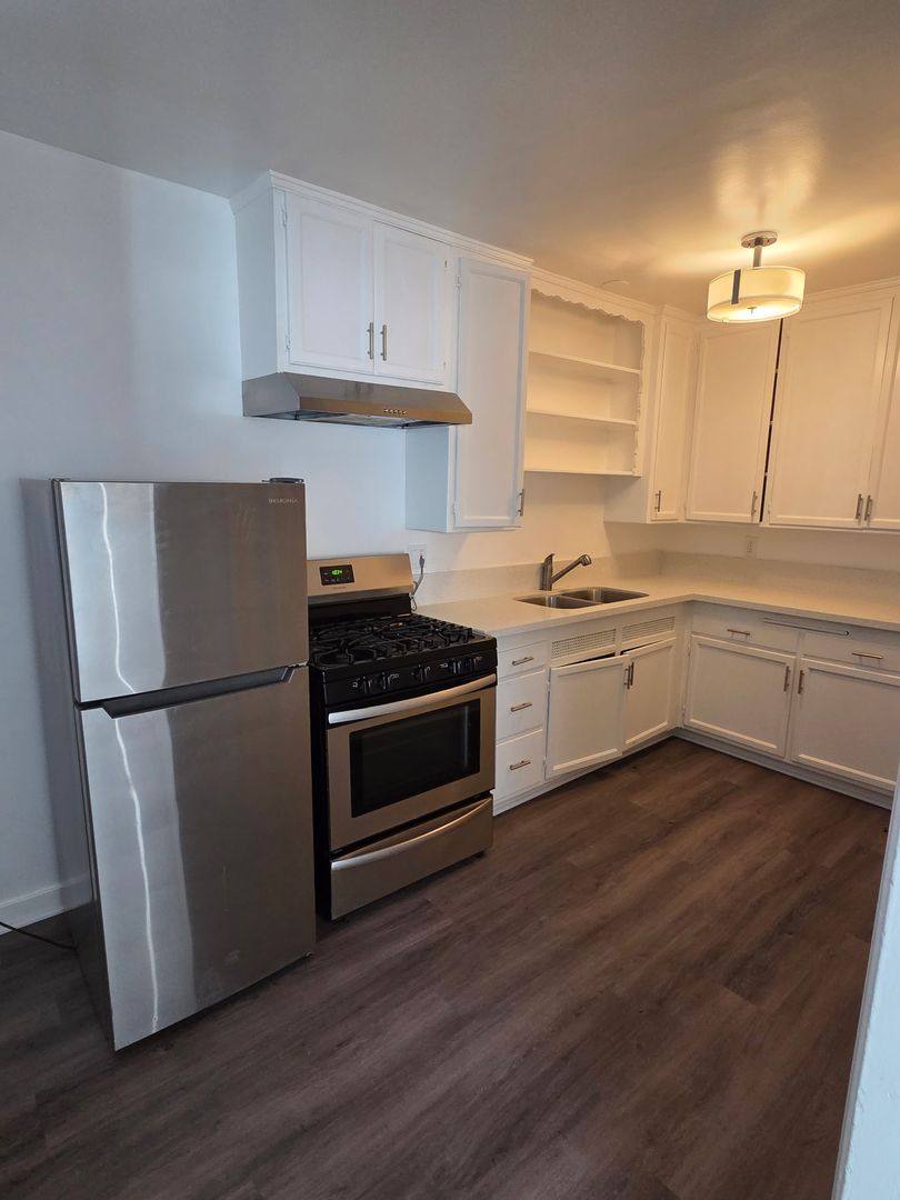 Apartment for rent at 1646 N Harvard Blvd, Los Angeles, CA 90027