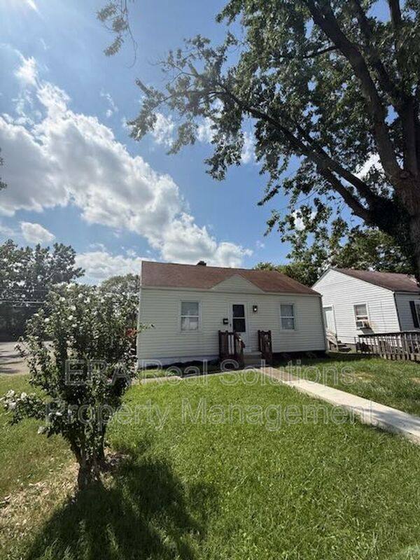 Apartment for rent at 2217 Grasmere Ave, Columbus, OH 43211
