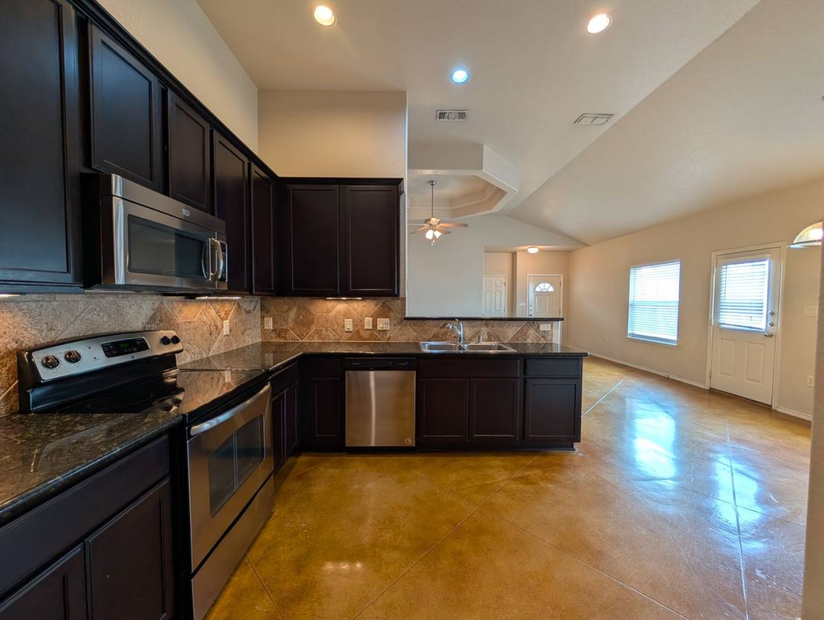 House for rent at 229 Anne Louise Dr, New Braunfels, TX 78130