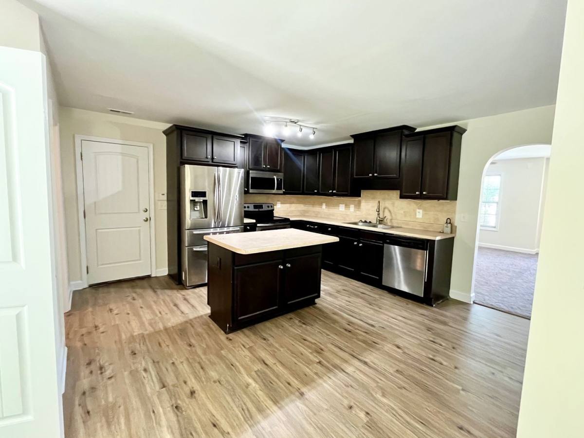 House for rent at 255 Merin Height Rd, Jacksonville, NC 28546