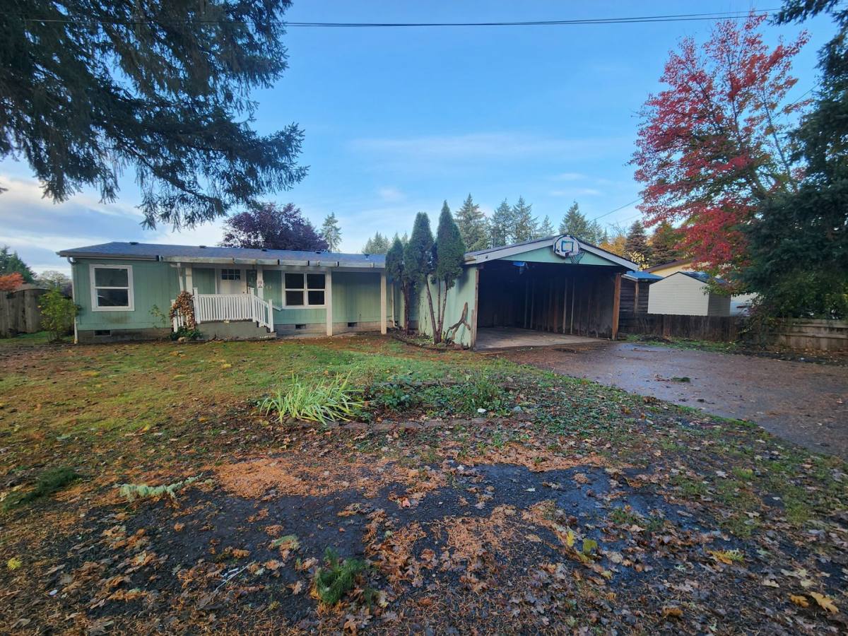 House for rent at 1490 42nd Ave, Sweet Home, OR 97386