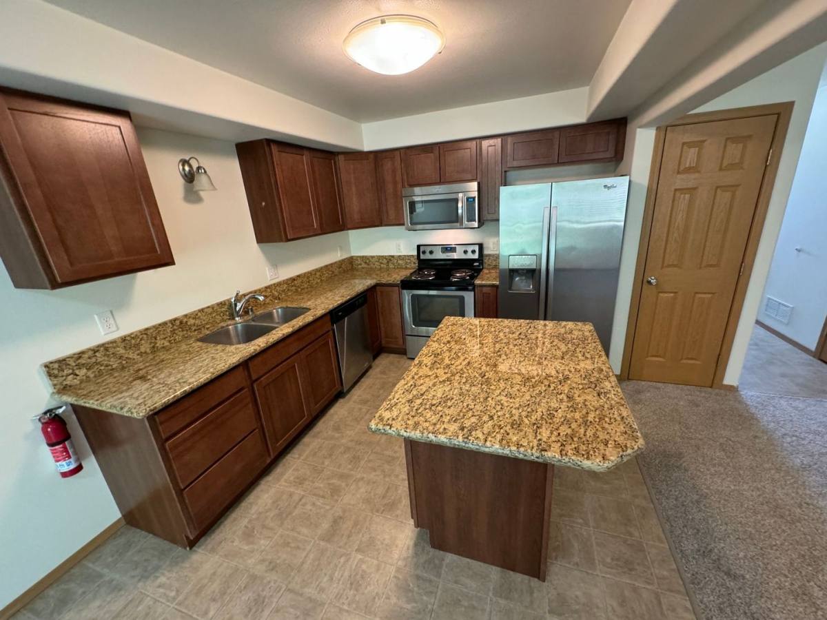 5595 S Irwin Dr, Wasilla, AK 99623 - Townhouse for Rent - Image 6