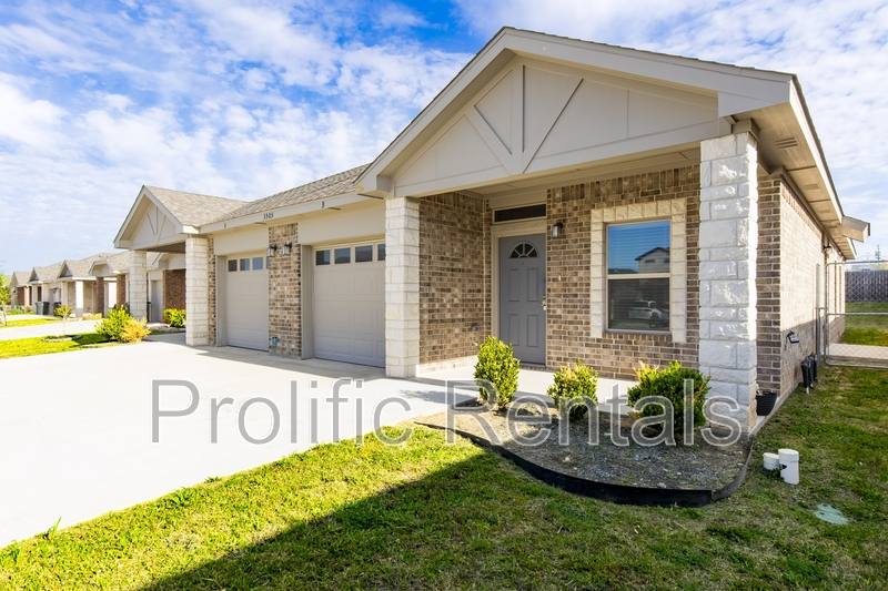 Apartment for rent at 3505 Abraham Dr #2, Killeen, TX 76549