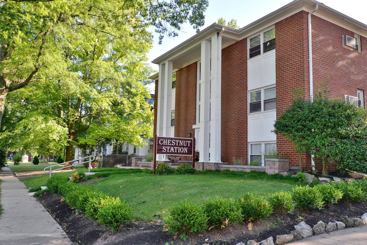 Apartment for rent at 428 Chestnut St, Roselle Park, NJ 07204