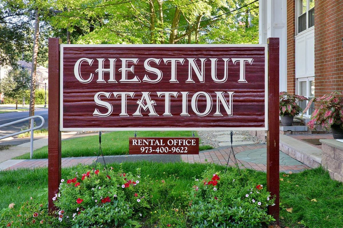 Apartment for rent at 428 Chestnut St, Roselle Park, NJ 07204
