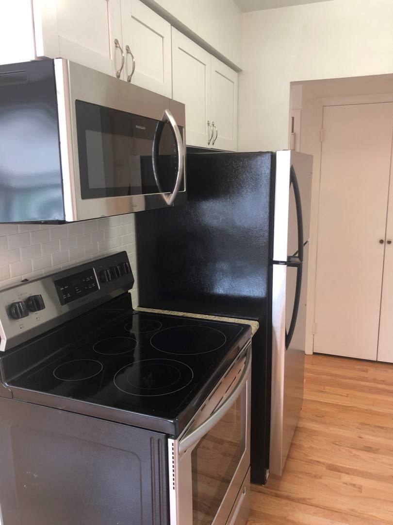 Apartment for rent at 428 Chestnut St, Roselle Park, NJ 07204