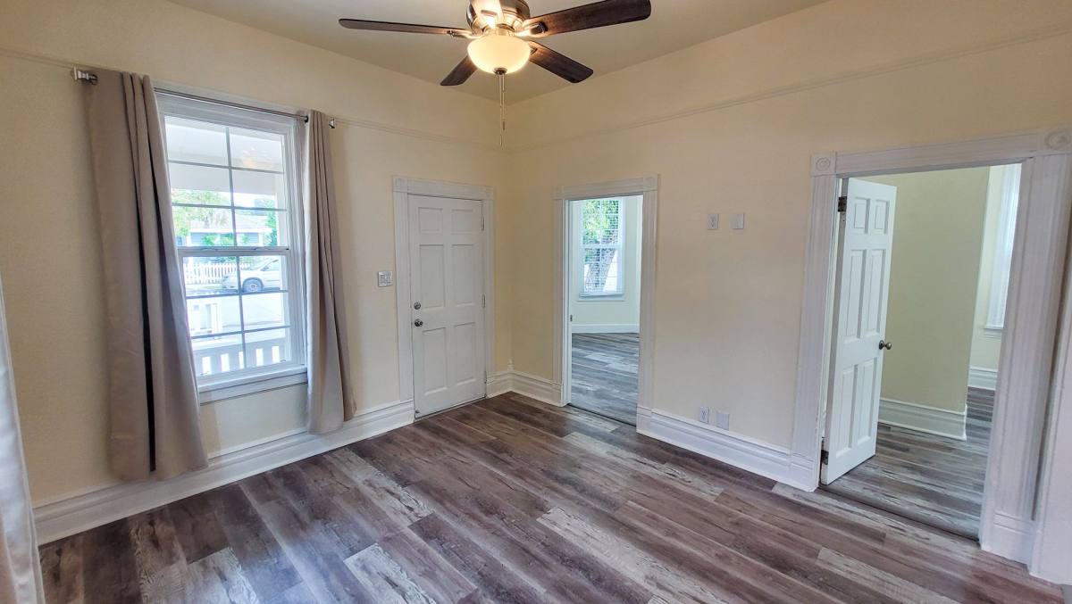 Apartment for rent at 7705 Bright Ave, Whittier, CA 90602