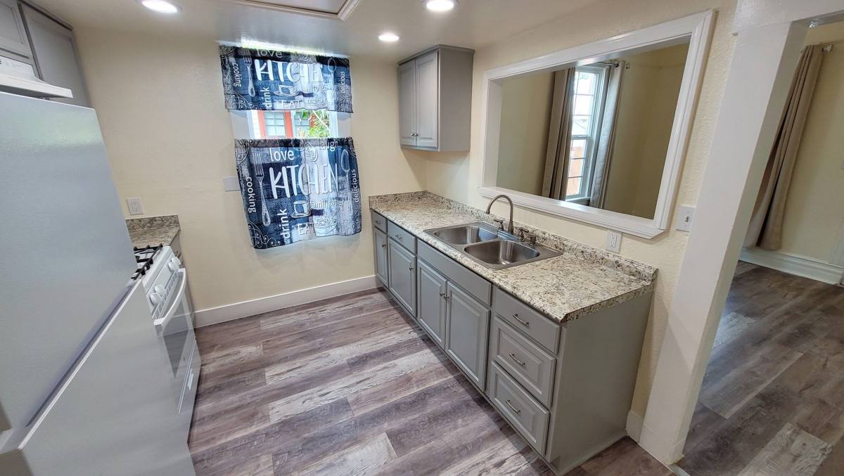 Apartment for rent at 7705 Bright Ave, Whittier, CA 90602