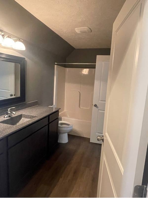 Apartment for rent at 2304 George St #2, Grand Island, NE 68803