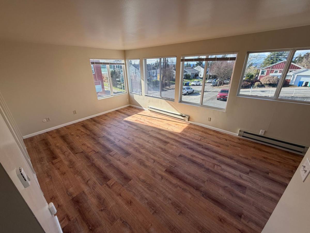 Apartment for rent at 3504 SW Webster St, Seattle, WA 98126