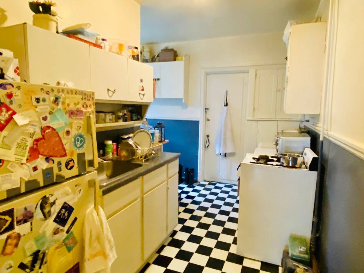 Apartment for rent at 2614 Grove Ave, Richmond, VA 23220