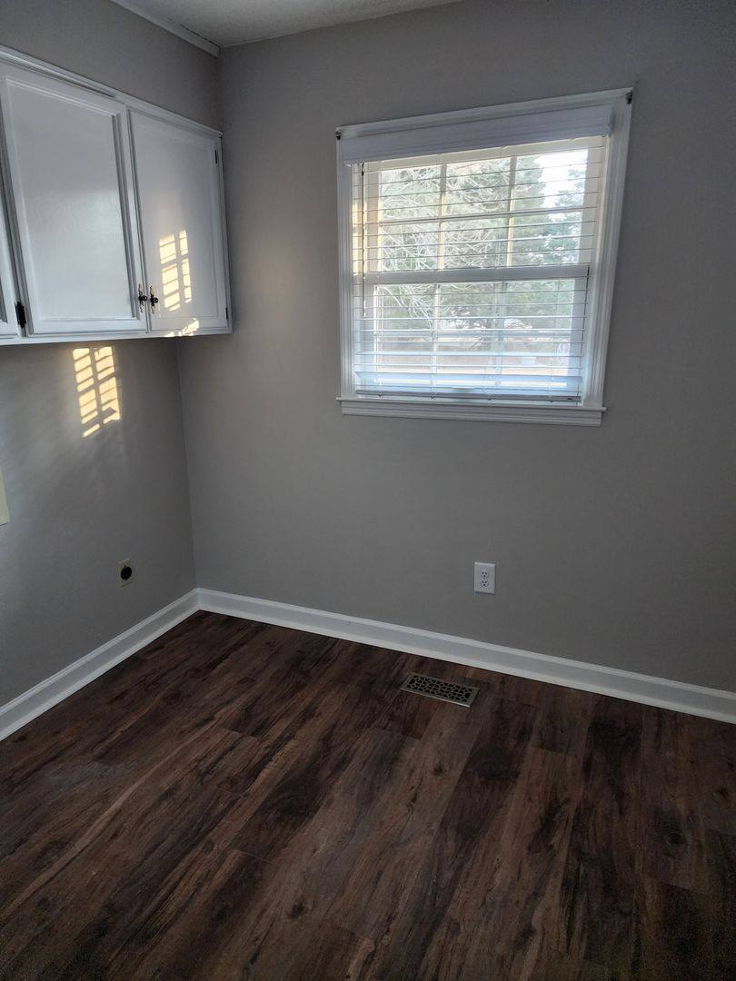 House for rent at 1303 Middle Rd, Fayetteville, NC 28312