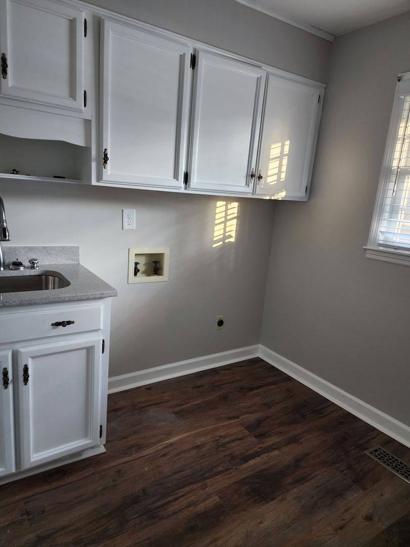 House for rent at 1303 Middle Rd, Fayetteville, NC 28312