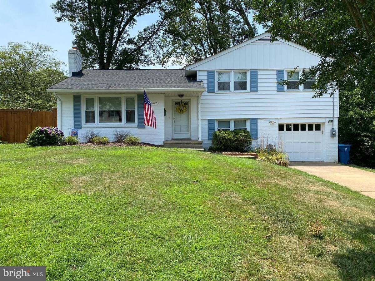 House for rent at 7427 Grace St, Springfield, VA 22150