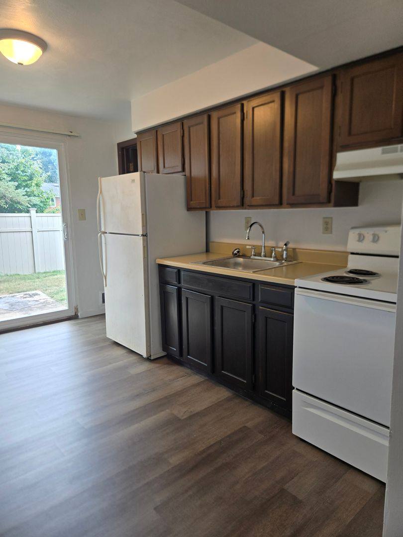 Apartment for rent at 132 Parkridge Dr, Apollo, PA 15613