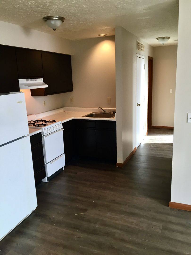 Apartment for rent at 233 Ridgewood Ave, Pittsburgh, PA 15229