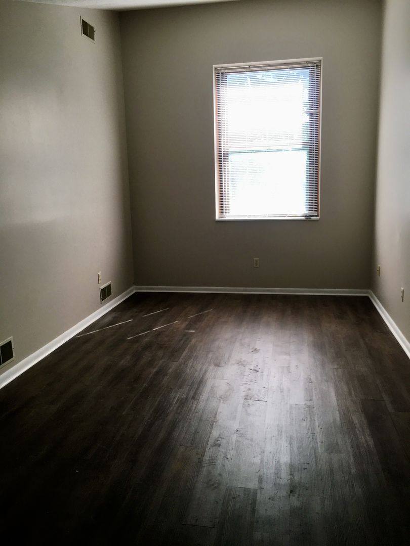 Apartment for rent at 233 Ridgewood Ave, Pittsburgh, PA 15229
